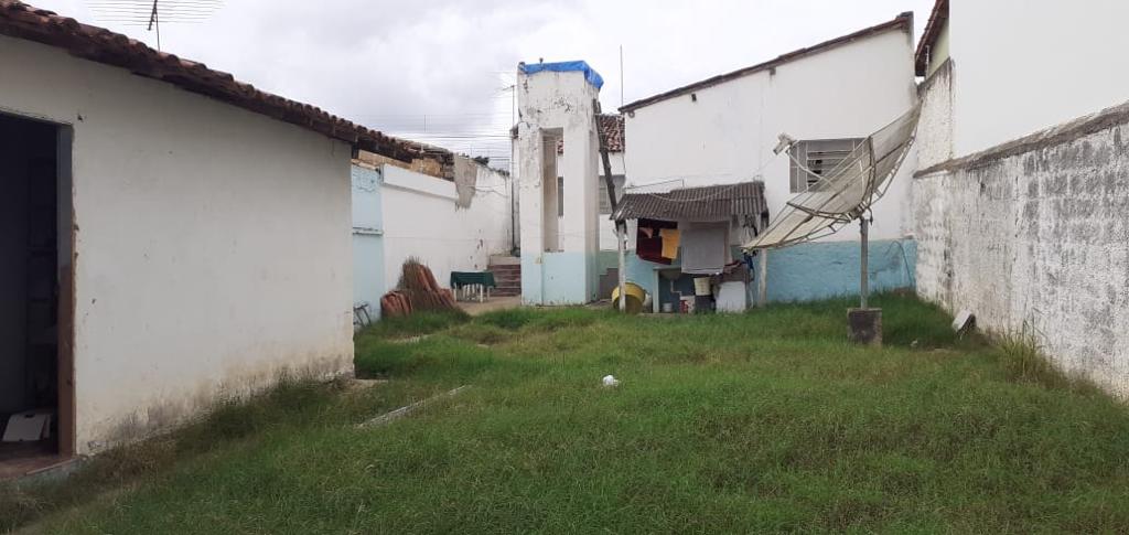 VENDE-SE CASA – TRAVESSA SÁ BARRETO