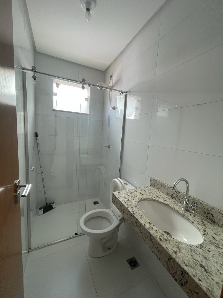 VENDE-SE APARTAMENTO 2/4 – CANDEIAS