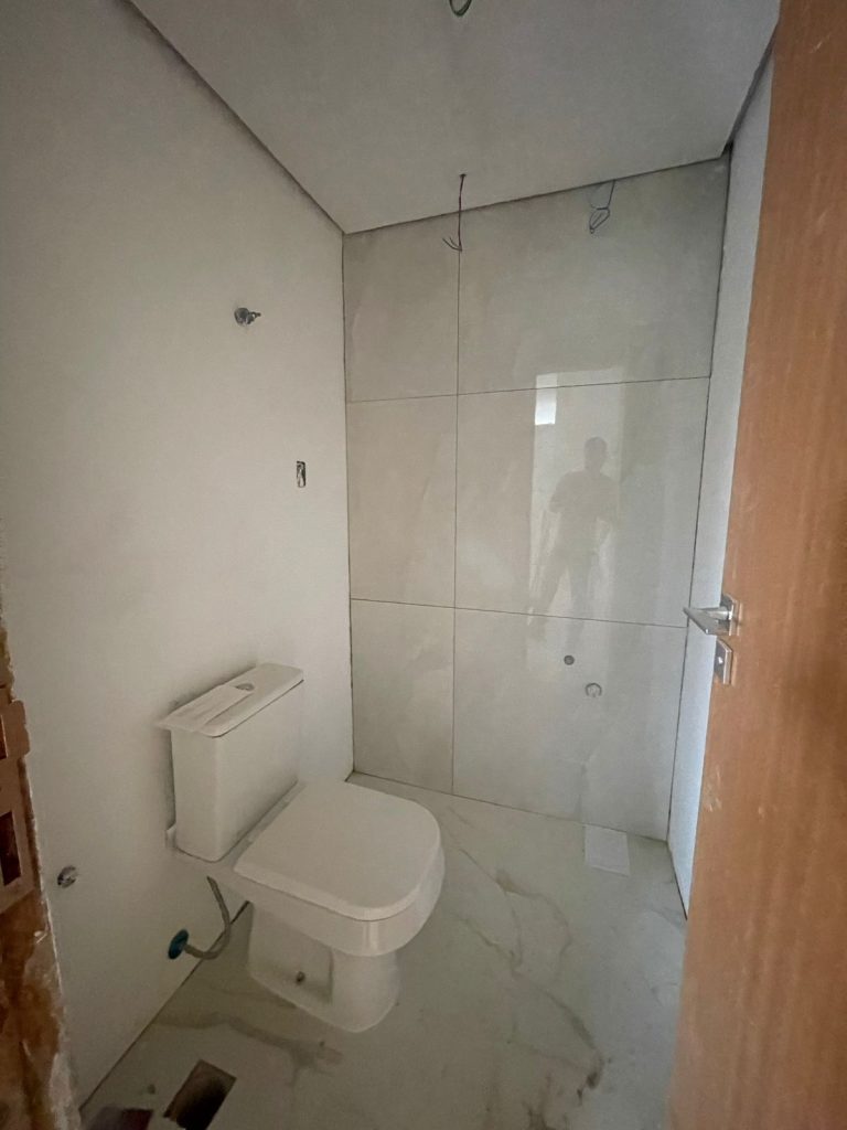 VENDE-SE APARTAMENTO – 3/4 – RESIDENCIAL HAYDE BULHÕES – CANDEIAS