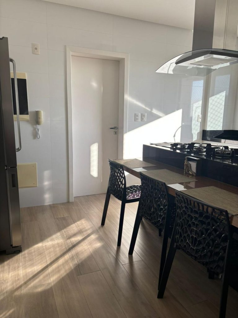 VENDE-SE APARTAMENTO – 3 QUARTOS – MORADA REAL DA CONQUISTA BAIRRO CANDEIAS