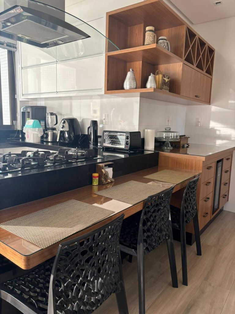 VENDE-SE APARTAMENTO – 3 QUARTOS – MORADA REAL DA CONQUISTA BAIRRO CANDEIAS