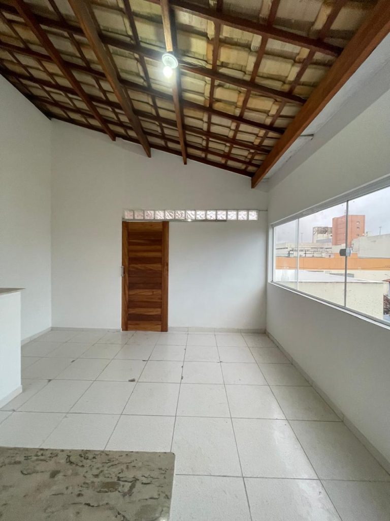 VENDE-SE COBERTURA  – 3 QUARTOS -PRÓXIMO AO SHOPPING CONQUISTA SUL