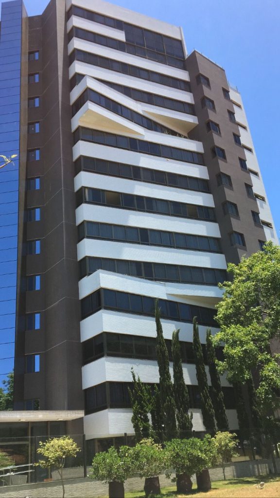 VENDE-SE APARTAMENTO – 3 QUARTOS – MORADA REAL DA CONQUISTA BAIRRO CANDEIAS