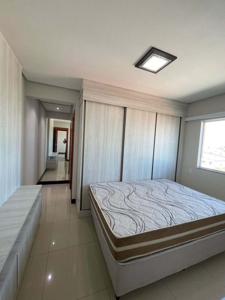 ALUGA-SE APARTAMENTO 2/4 MOBILIADO ALTO MARON