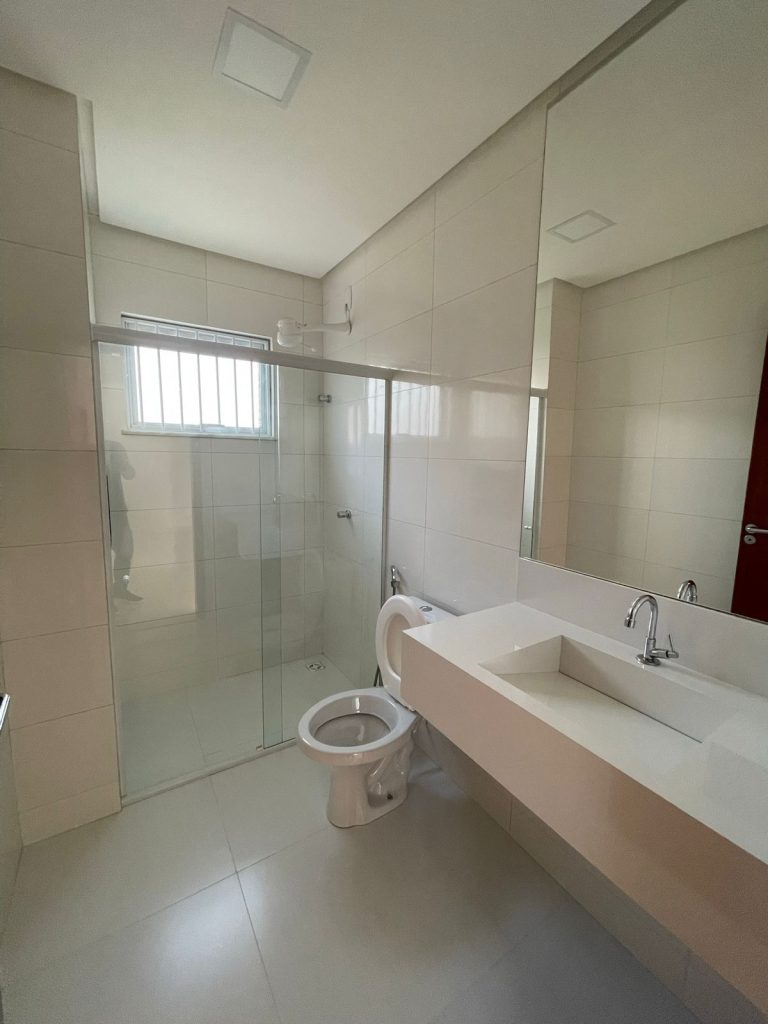 VENDE-SE APARTAMENTO 3 SUITES NO CANDEIAS