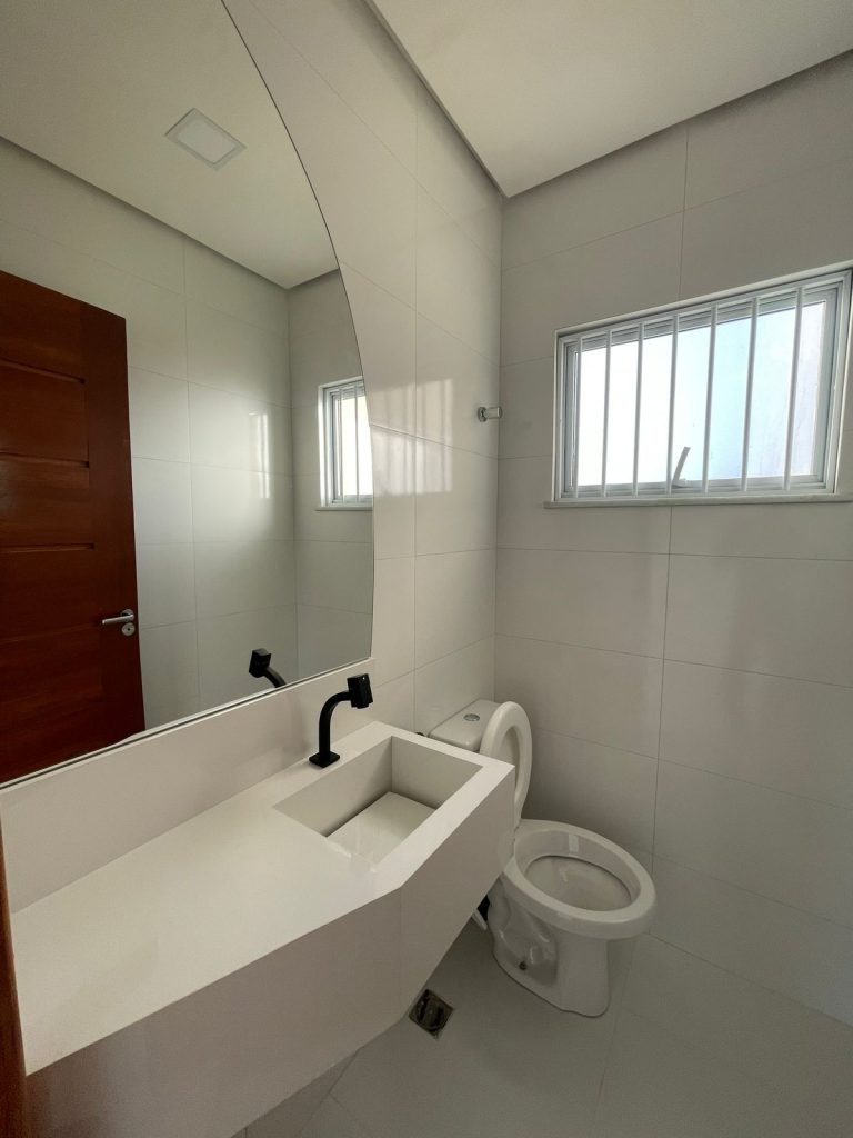 VENDE-SE APARTAMENTO 3 SUITES NO CANDEIAS