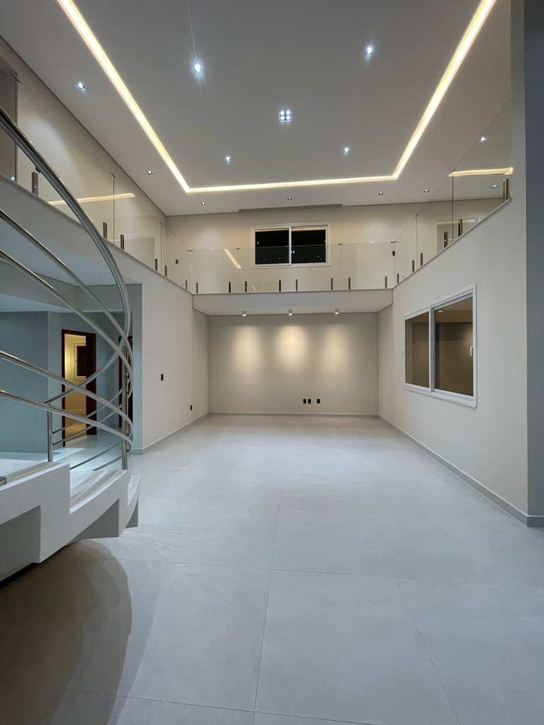 VENDE-SE CASA DE 2 PAVIMENTOS – ALPHAVILLE 2 – 4 SUITES