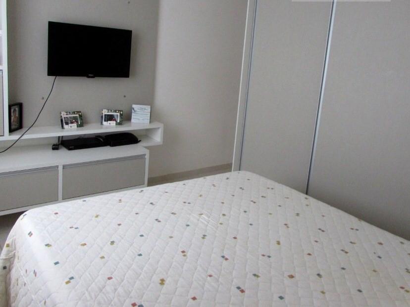 VENDE-SE CASA – CONDOMINIO CIDADE JARDIM