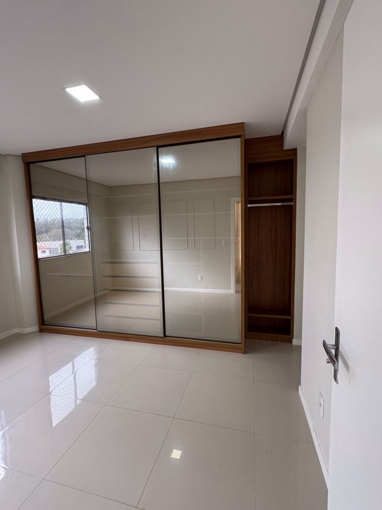 VENDE-SE APARTAMENTO 3/4  RAIMUNDO SANTANA – CANDEIAS