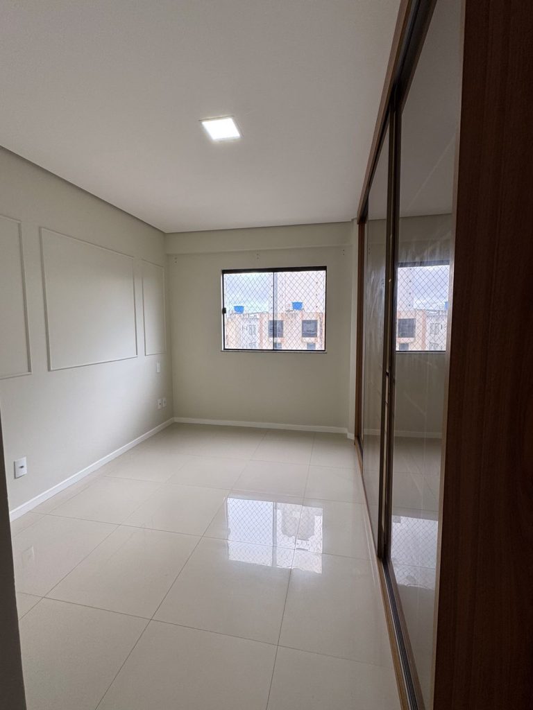 VENDE-SE APARTAMENTO 3/4  RAIMUNDO SANTANA – CANDEIAS