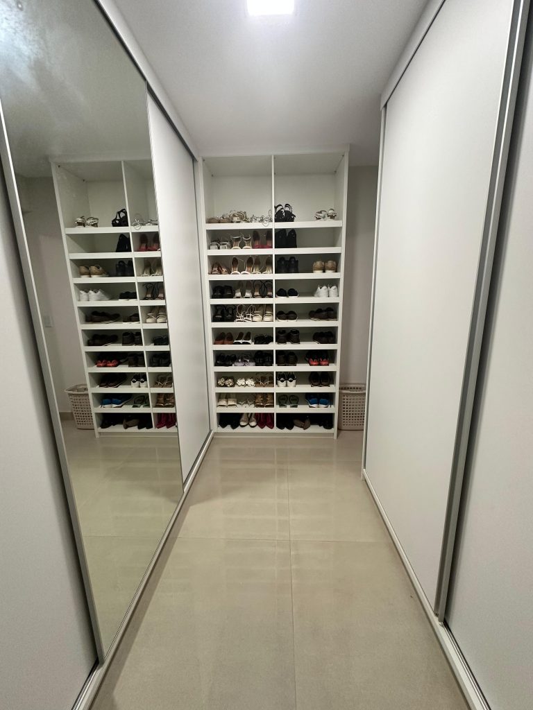 VENDE-SE APARTAMENTO 3/4 VOG PRIVILLEGE