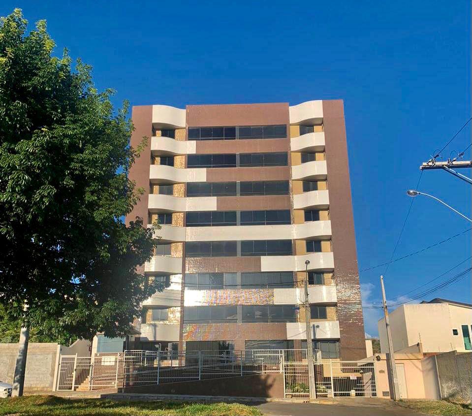 VENDE-SE APARTAMENTO – 3/4 – RESIDENCIAL HAYDE BULHÕES – CANDEIAS