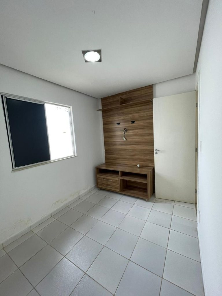 ALUGA-SE CASA 3 QUARTOS – CONDOMÍNIO VILA VERDE – PRIMAVERA