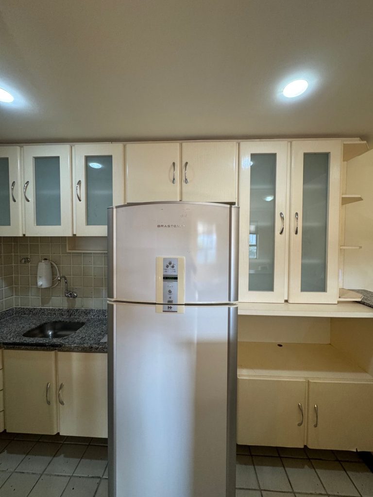 VENDE-SE APARTAMENTO QUARTO E SALA – PRACINHA DO GIL