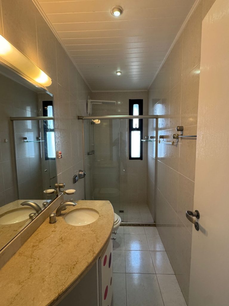 VENDE-SE APARTAMENTO 3/4 – 190m2 –  DUAS SUITES – QUARTO – DEPENDENCIA – RECREIO