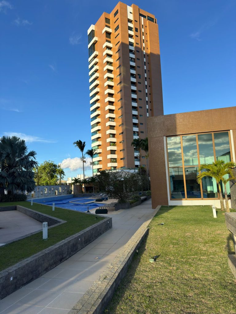 VENDE-SE APARTAMENTO – BOSQUE DOS PINHEIROS