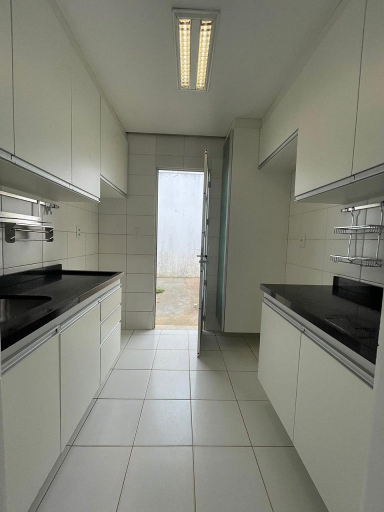 ALUGA-SE CASA 3 QUARTOS – CONDOMÍNIO VILA VERDE – PRIMAVERA