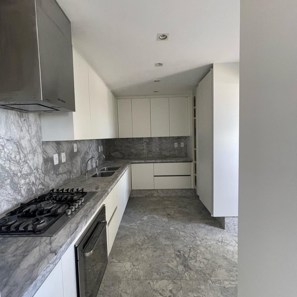 VENDE- SE APARTAMENTO 3 SUITES ALTO PADRÃO – CONDOMINIO RESINDENCIAL PEDRO FRANCISCO DE MORAIS FILHO