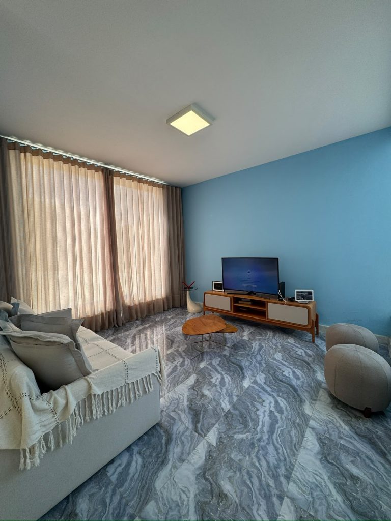 VENDE-SE CASA – SÍTIO EM CONDOMÍNIO FECHADO PROXIMO AO HARAS RESIDENCE
