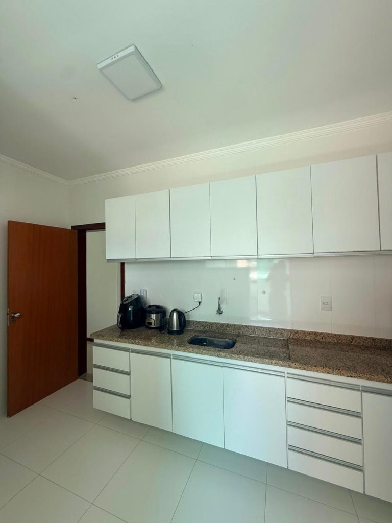 APARTAMENTO 3/4 MOBILIADO DISPONIVEL PARA LOCAÇÃO